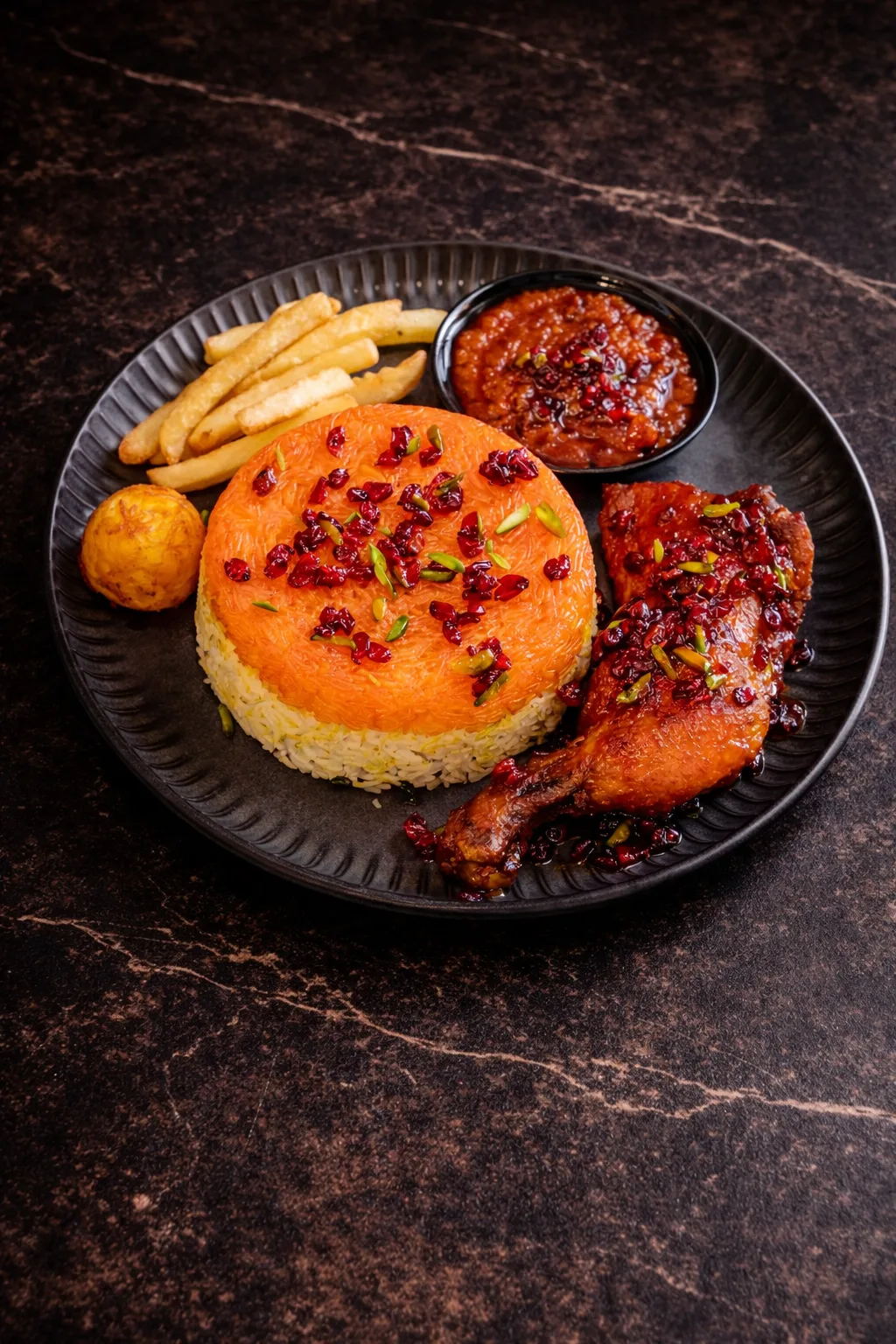 Zereshk polo with saffron chicken